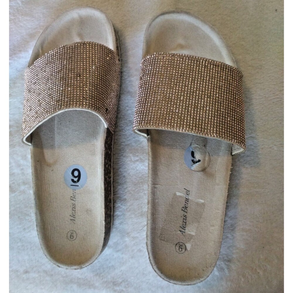 Alexis Bendel Pink Gold Studded Slides Women Size 9 Slide On Pre-Owned